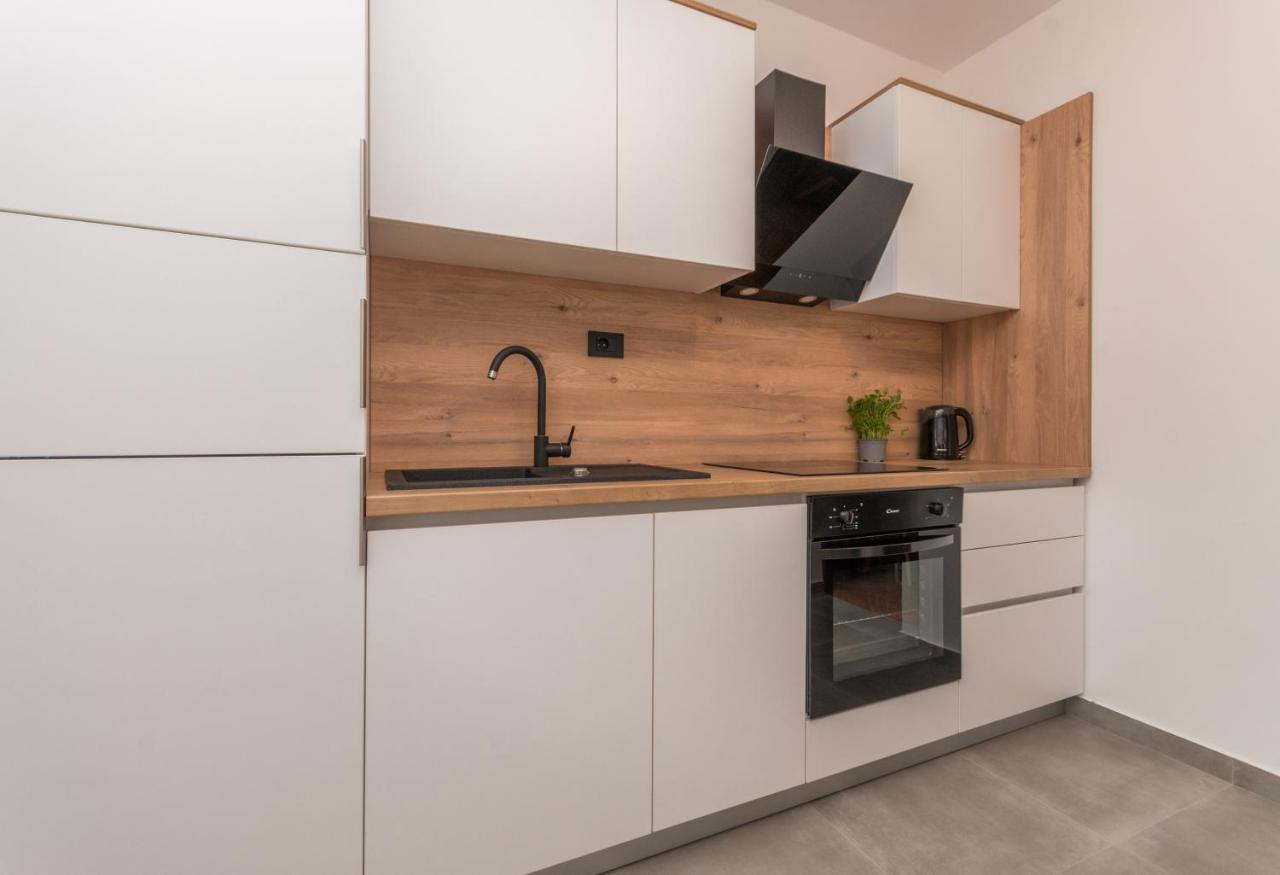 Apartmani A&M Biograd Na Moru Buitenkant foto