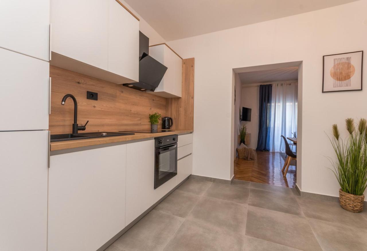 Apartmani A&M Biograd Na Moru Buitenkant foto